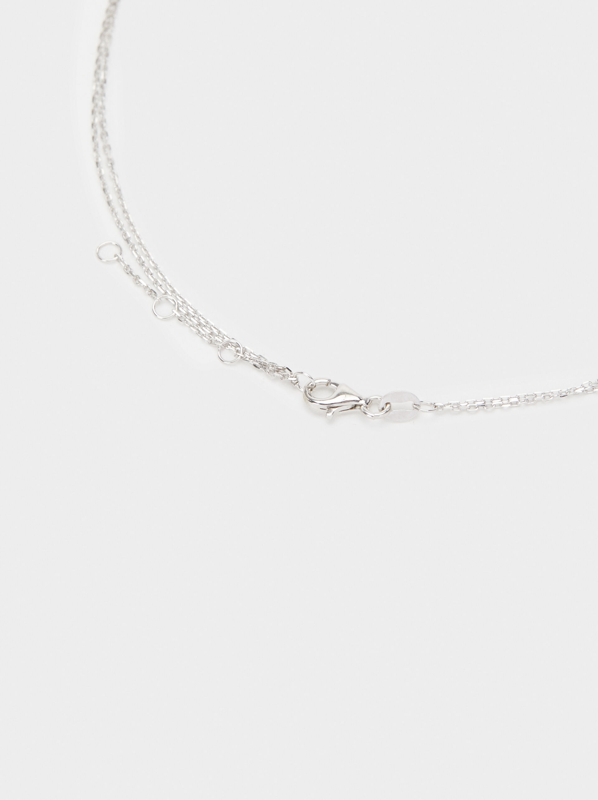 Short 925 silver necklace with horn pendant image number 3.0