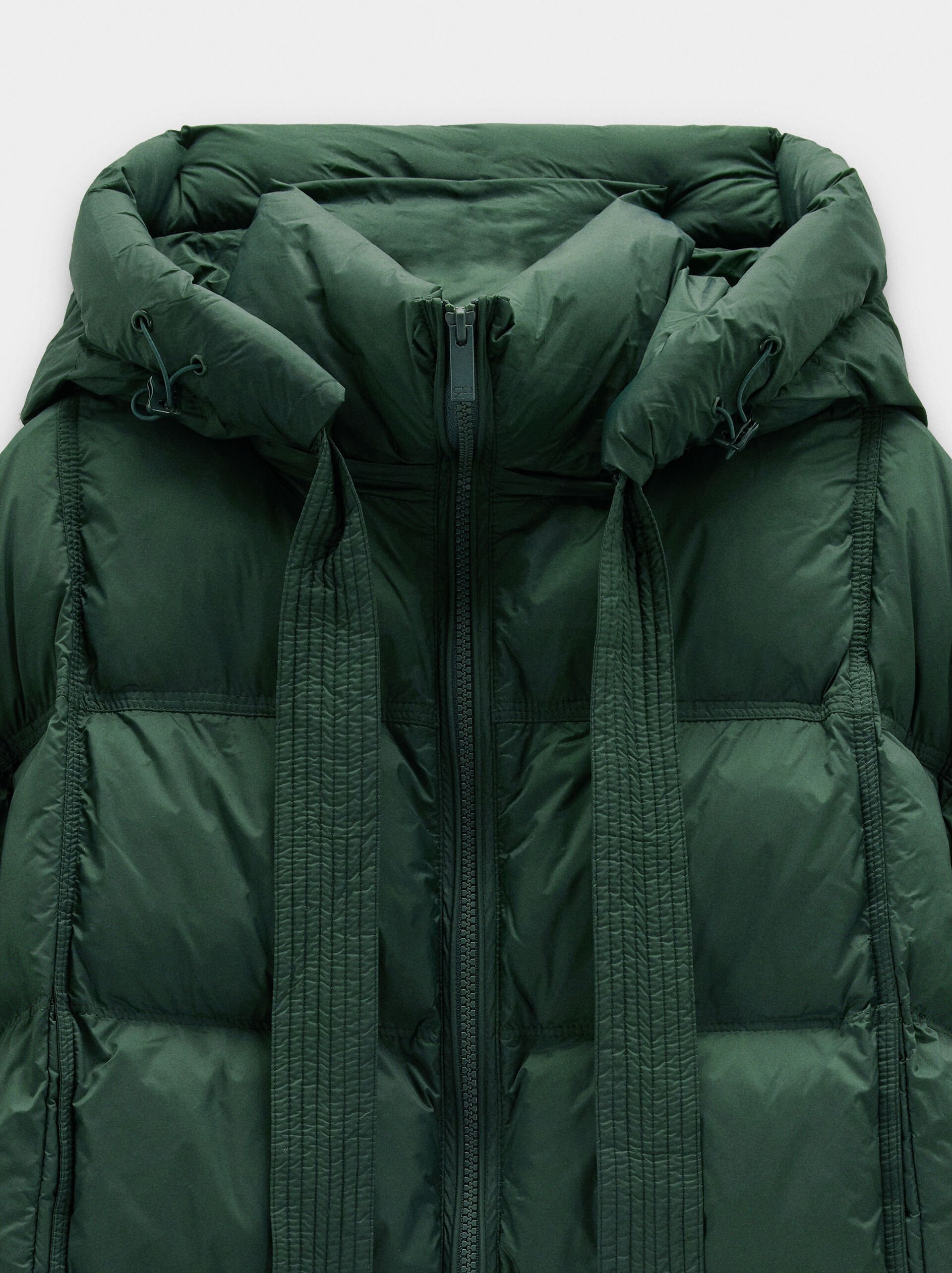 Quilted coat with removable hood image number 6.0