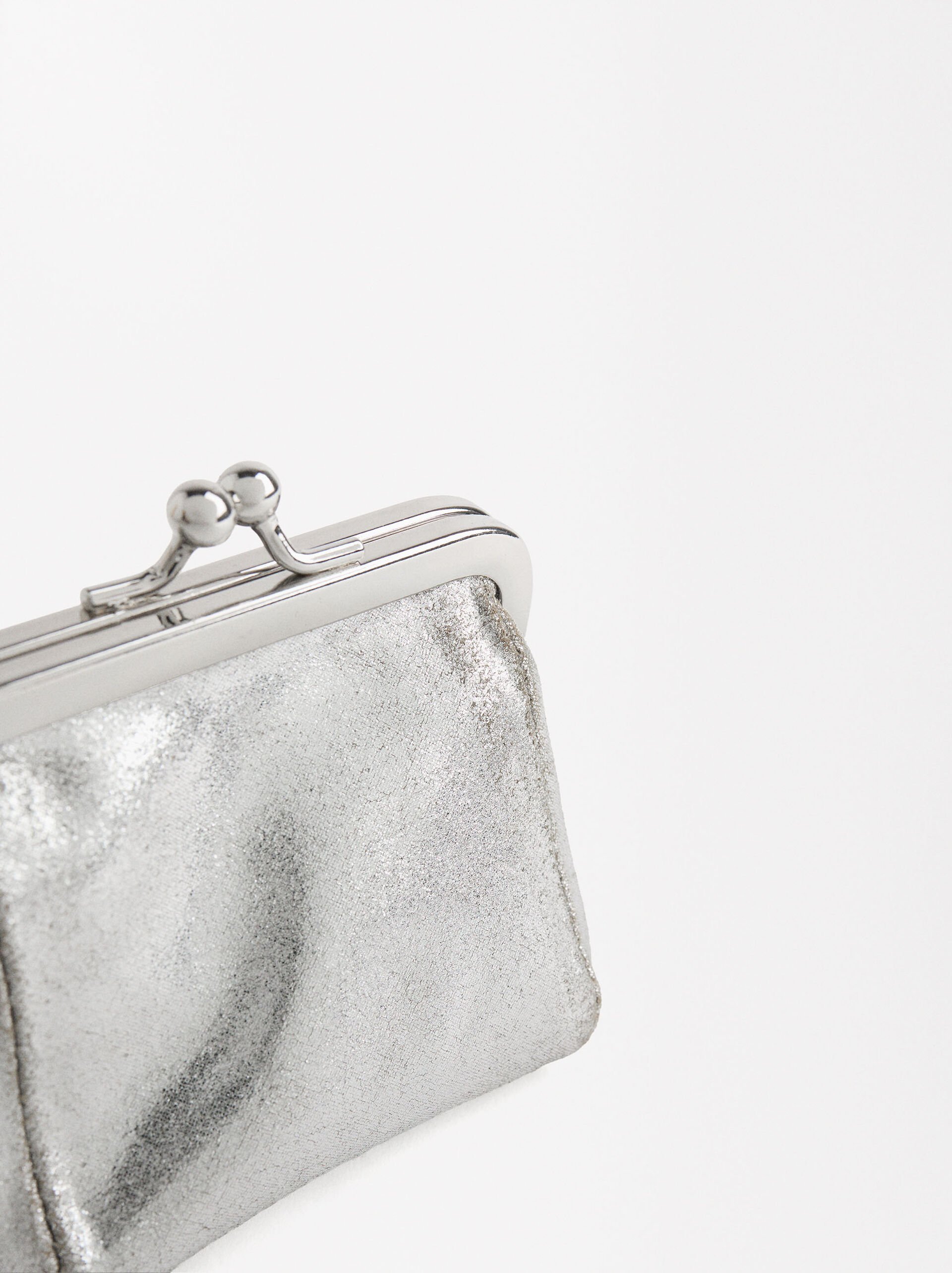 Metallic leather coin purse image number 1.0