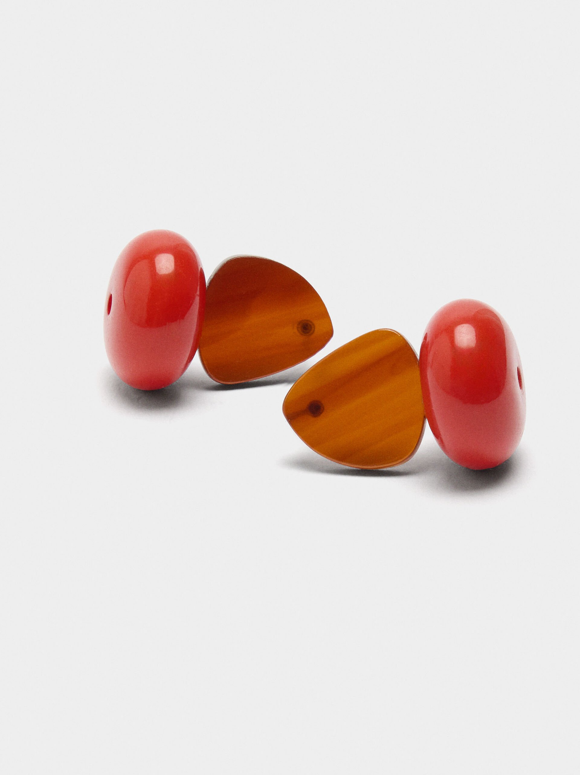 Pendientes cortos de resina image number 1.0