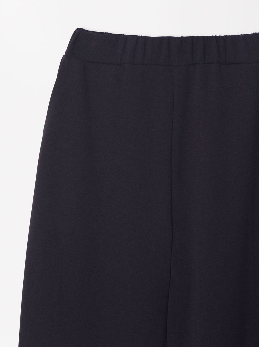 Pants with elastic waistband