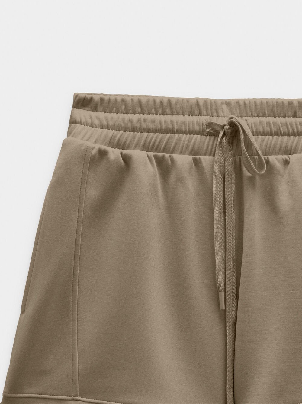 Shorts with elastic waist and soft touch