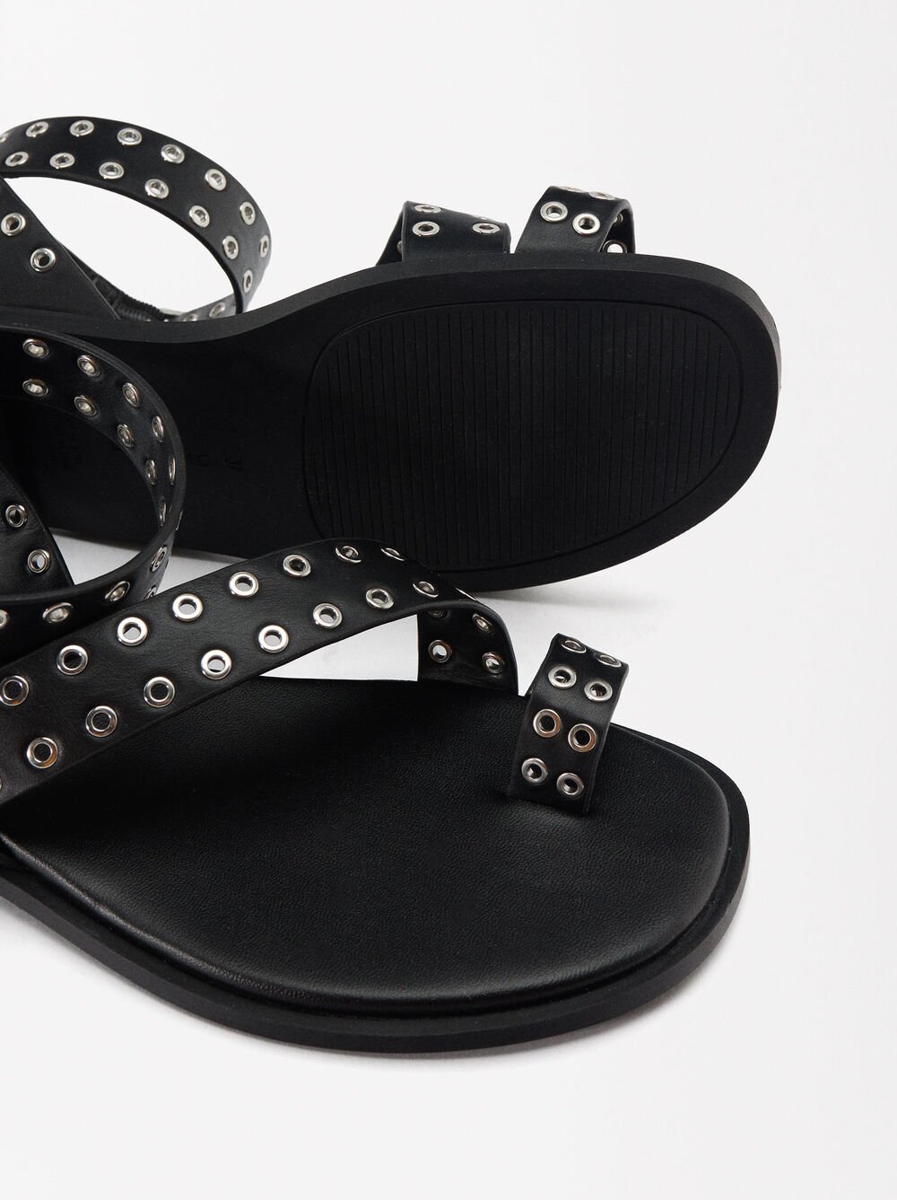 Flat Sandals With Studs 