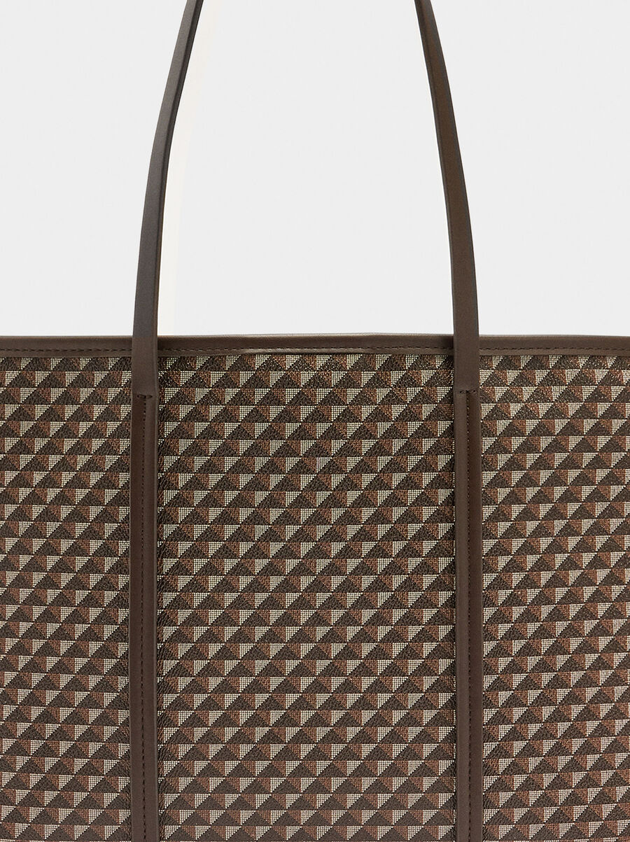 Bolso shopper estampado con bolsa extraíble