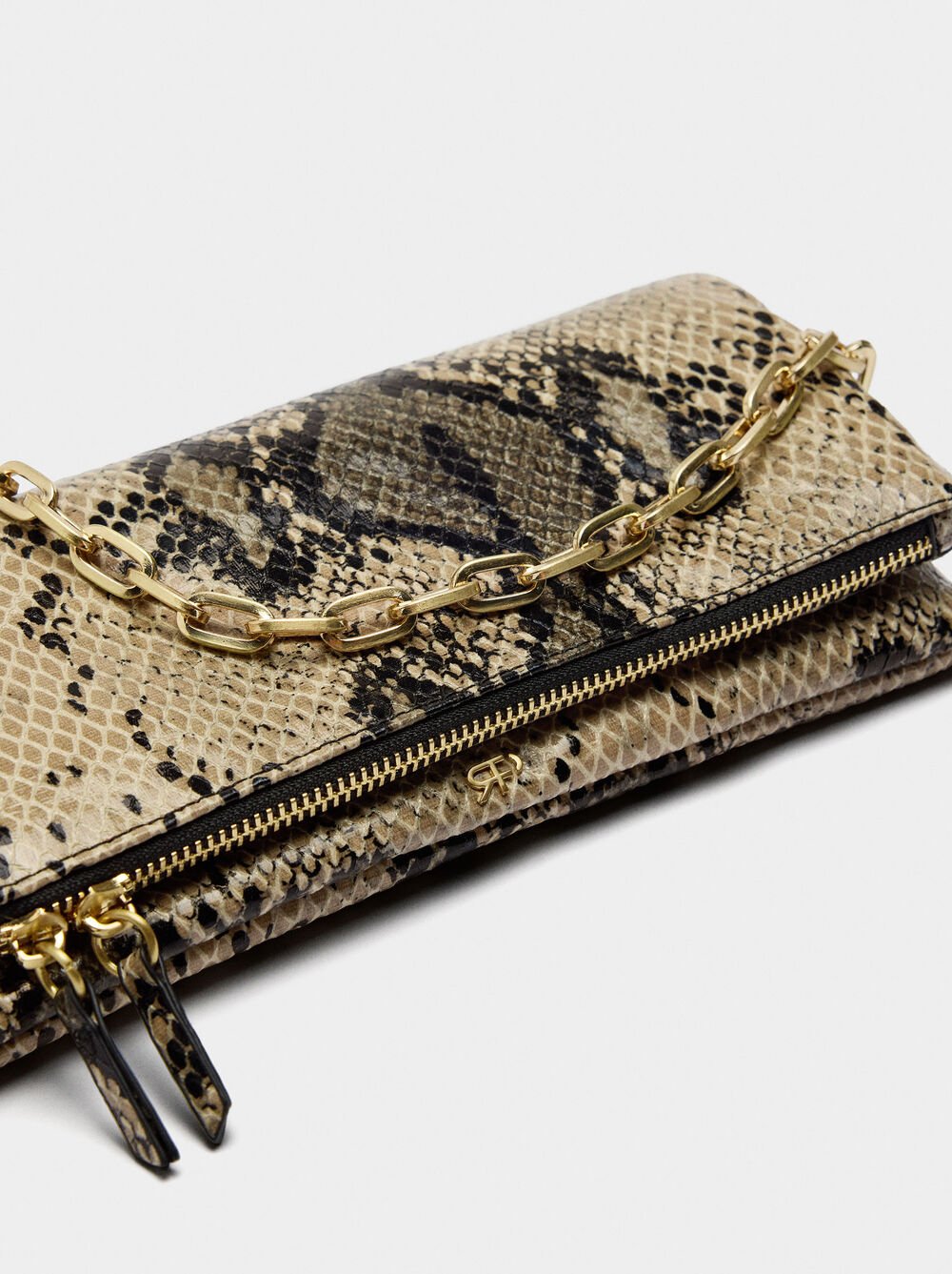 Party bag with animal engraving