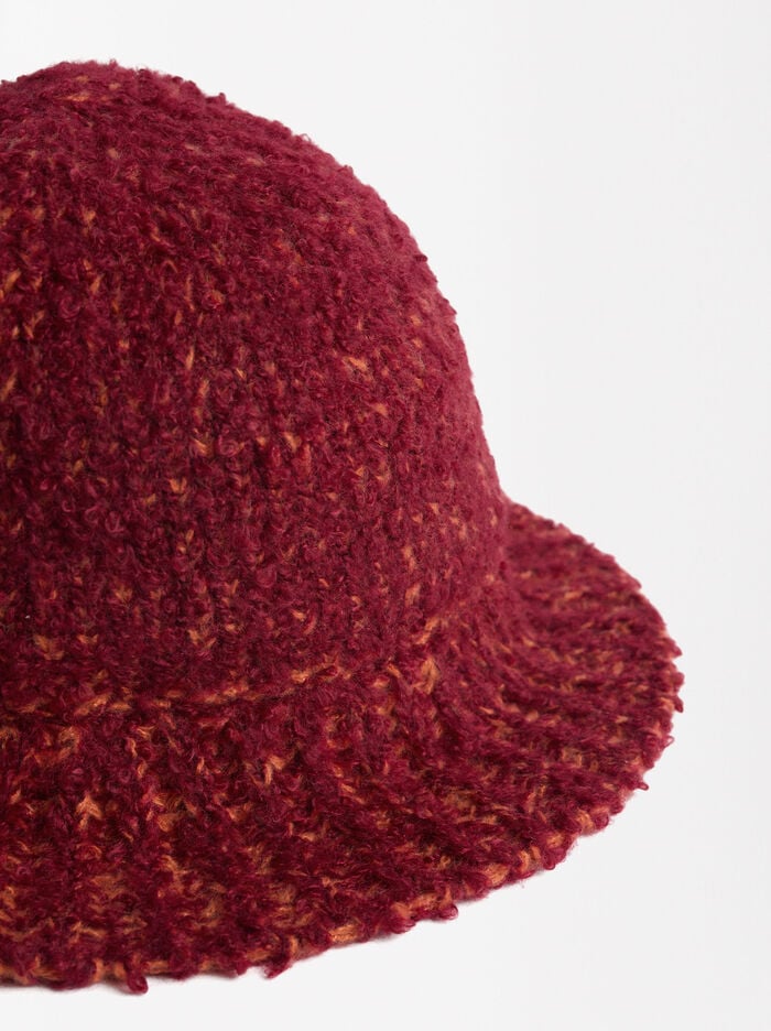 Knitted bucket hat