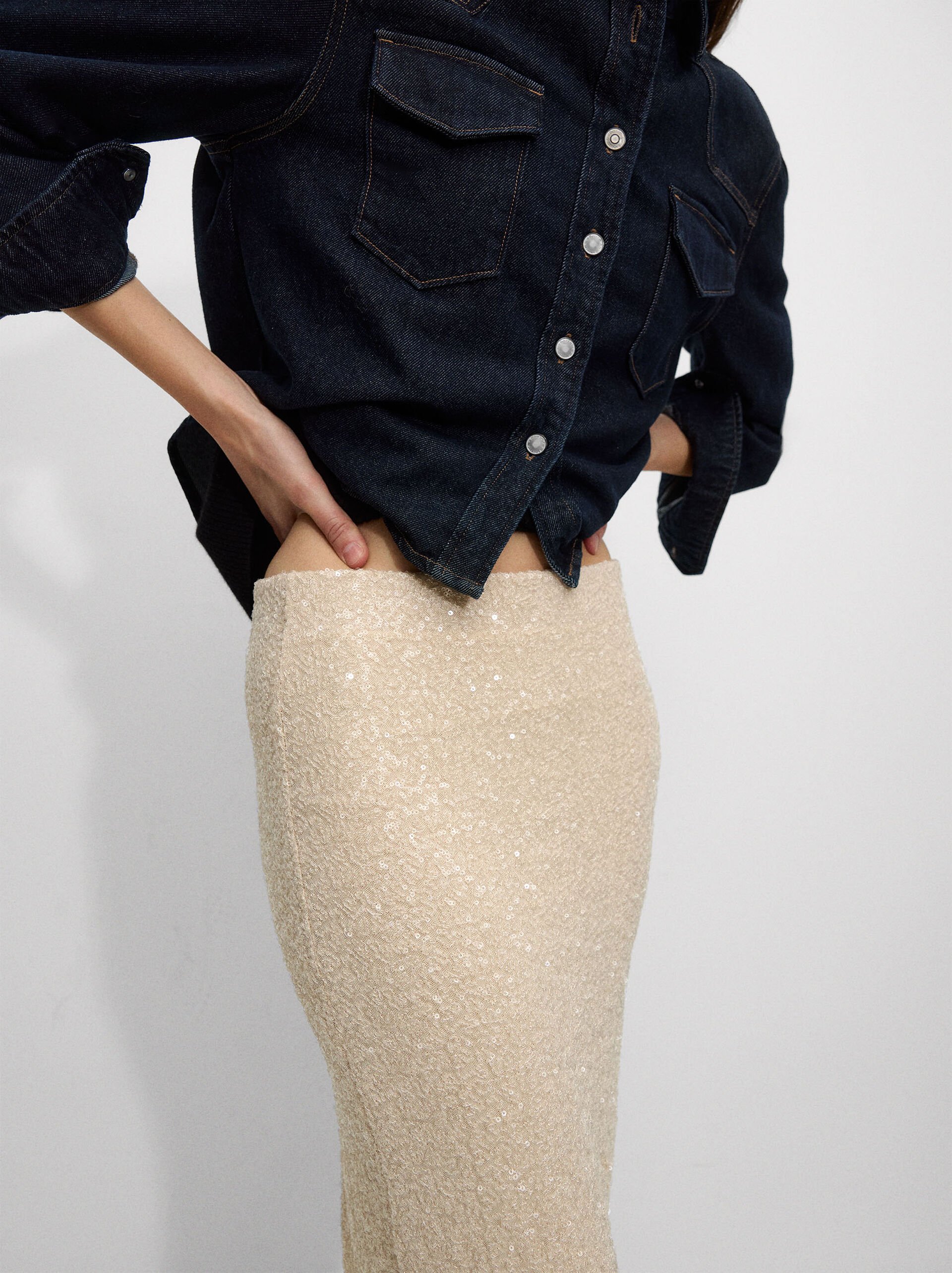 Skirt with sequins image number 4.0