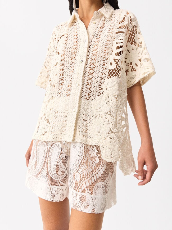 Online Exclusive - Lace Shorts image number 1.0