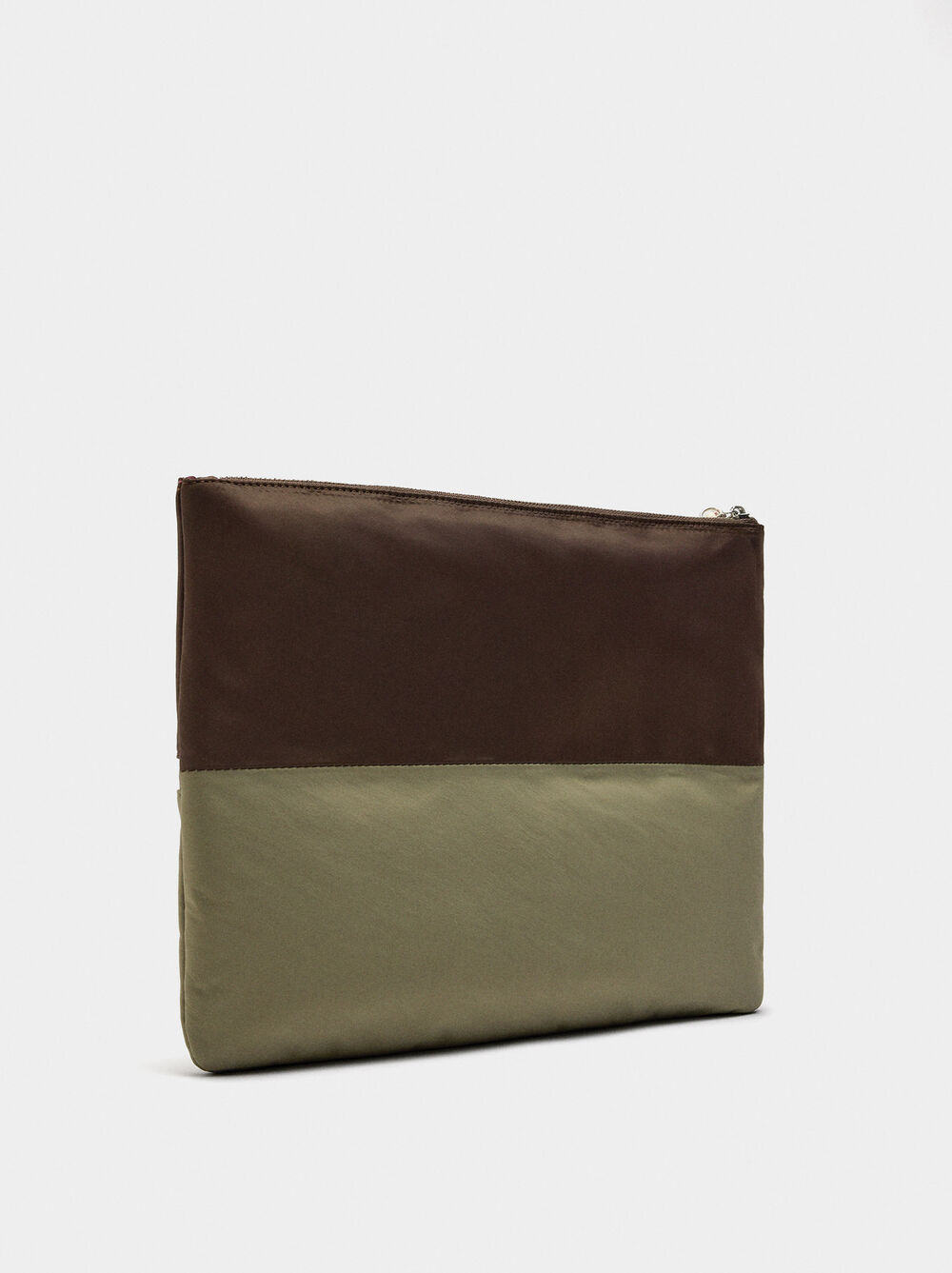 Nylon laptop cover with charm 13"