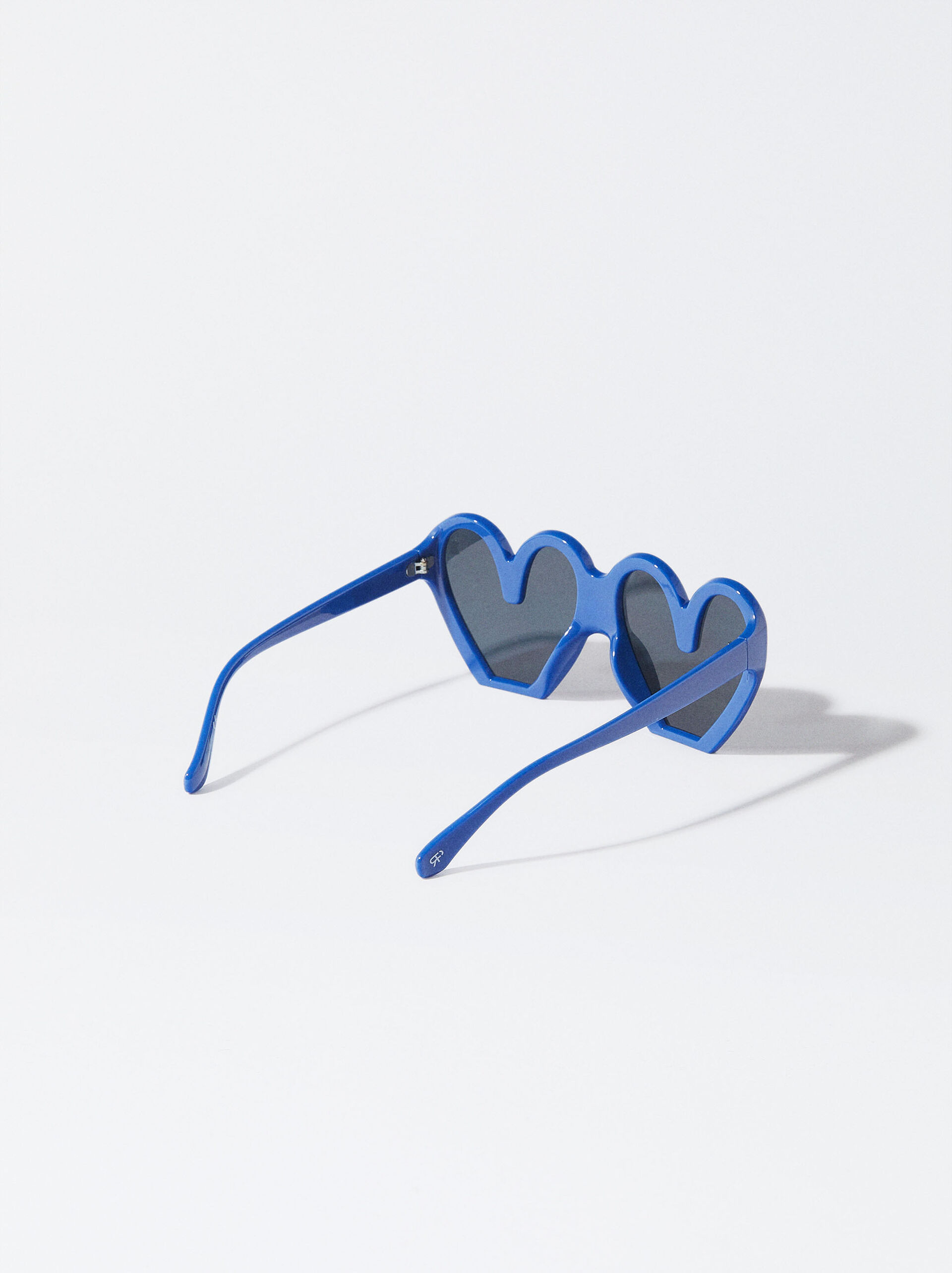 Online Exclusive - Heart Sunglasses image number 4.0