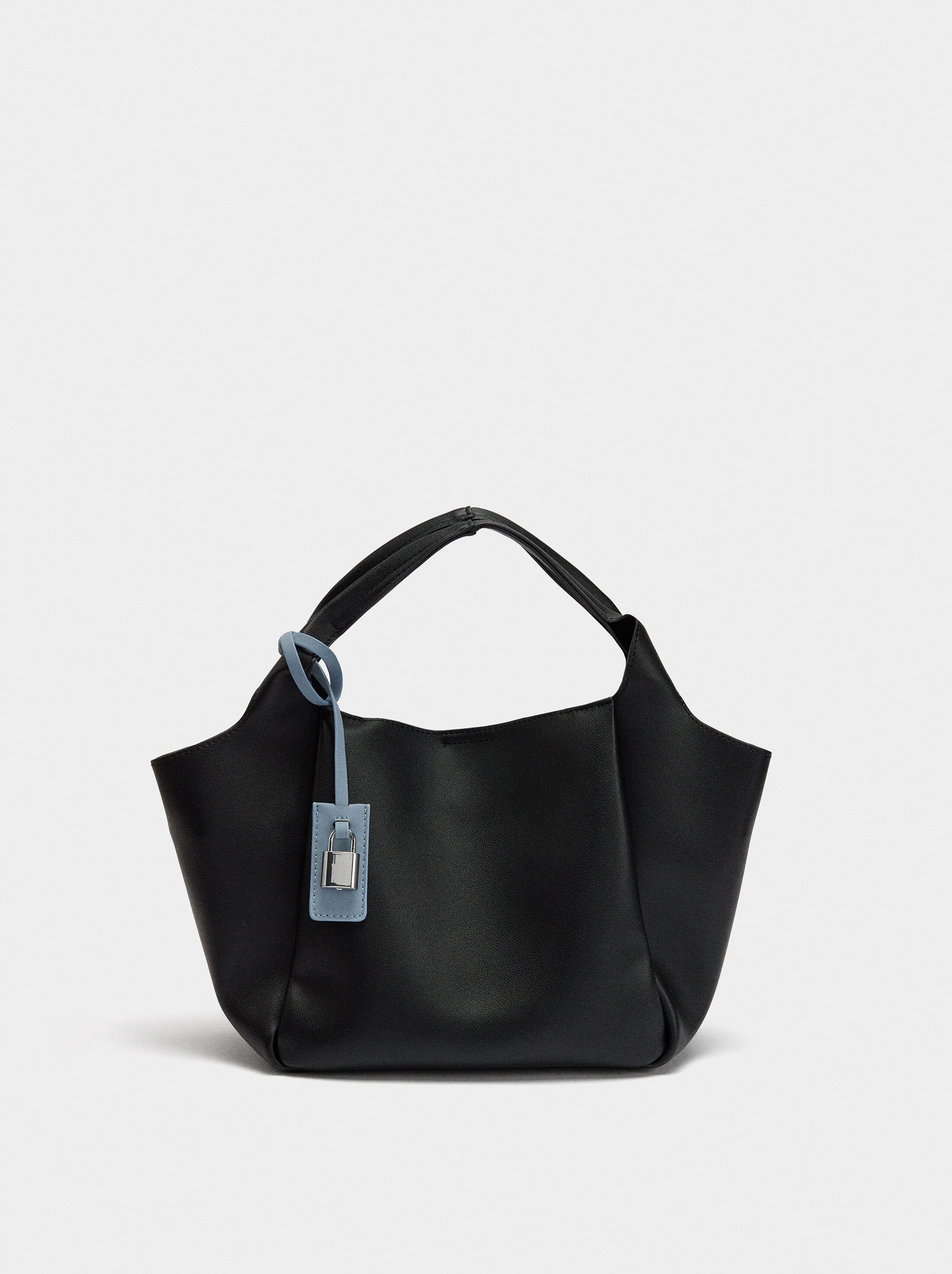 Bossa tote amb penjant image number 0.0