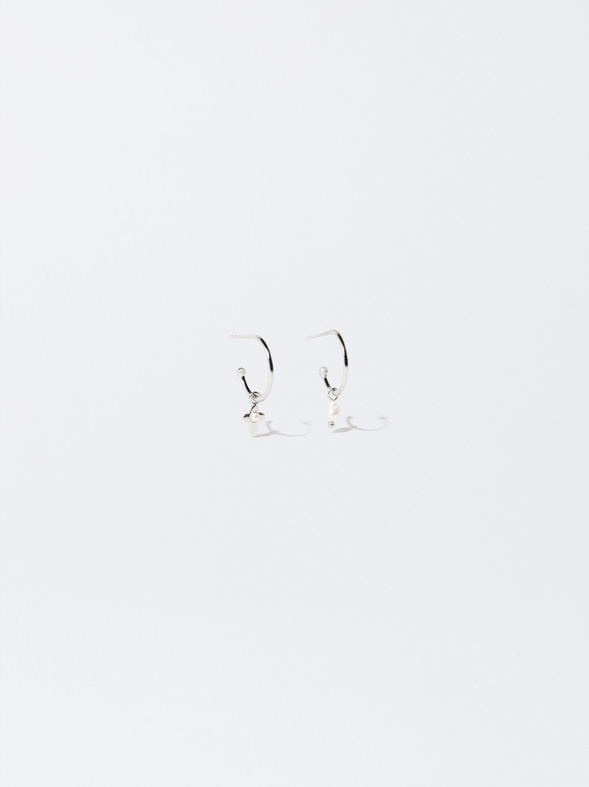 925 Silver Hoop Earrings With Freshwater Pearls image number 1.0