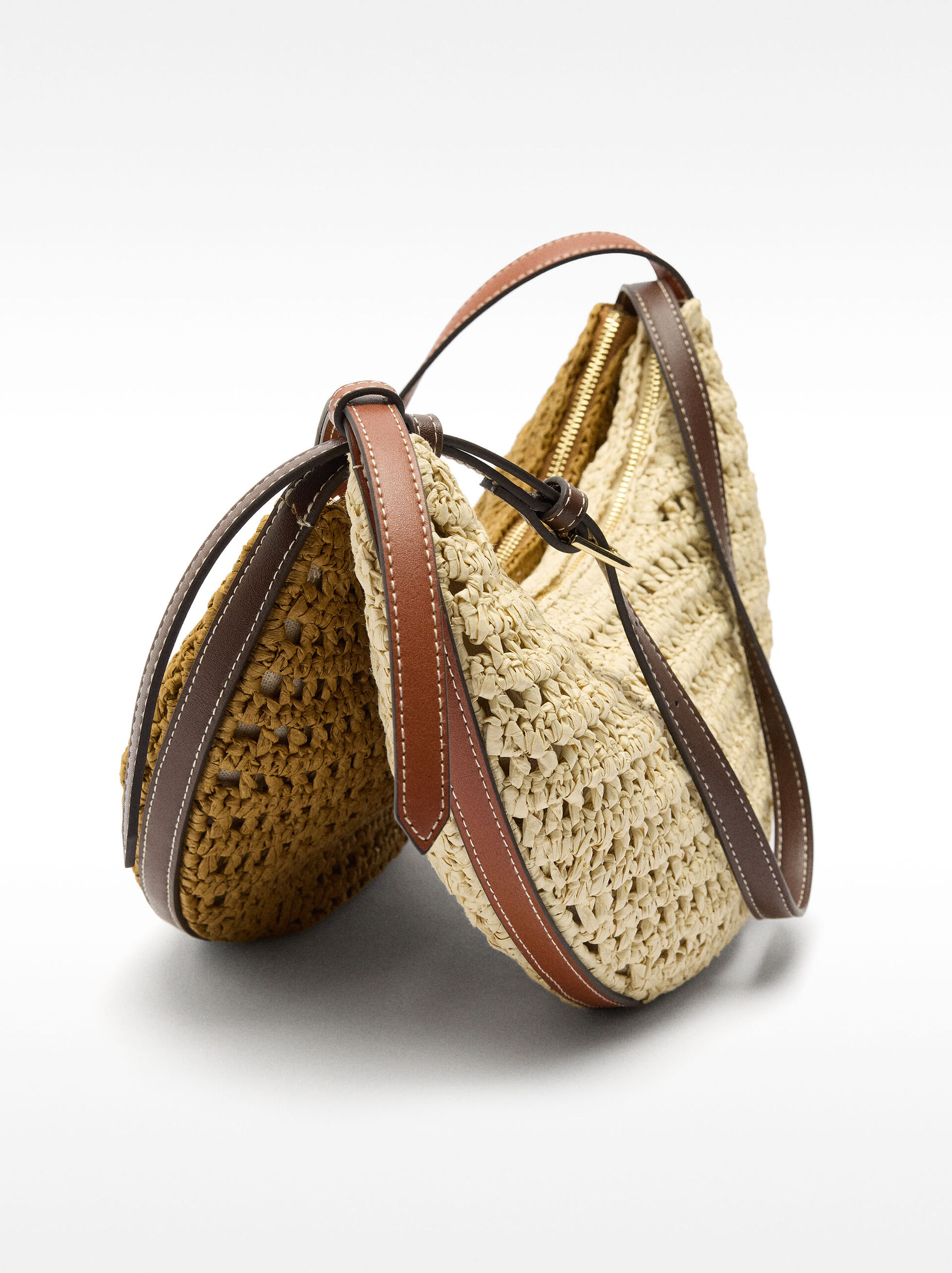 Bolso de hombro hobo efecto rafia image number 6.0