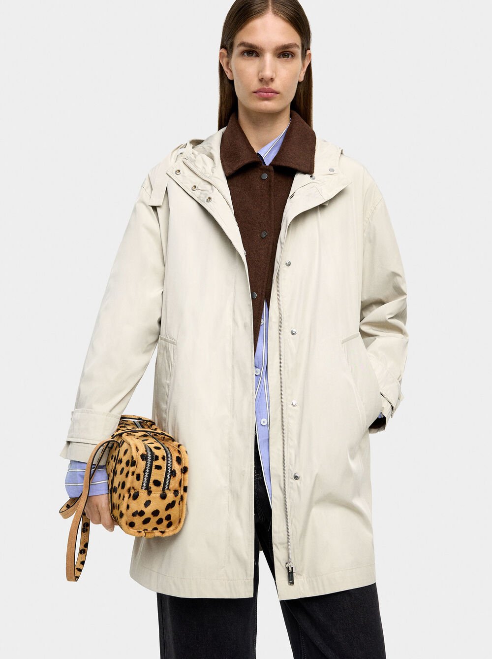 Light parka with hood