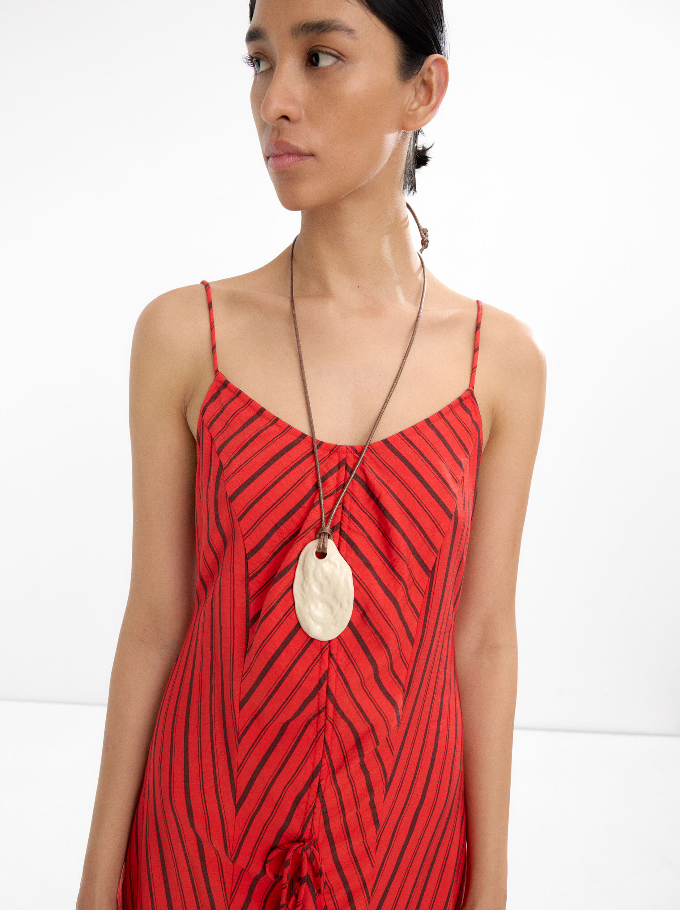 Cord necklace with ceramic pendant image number 1.0
