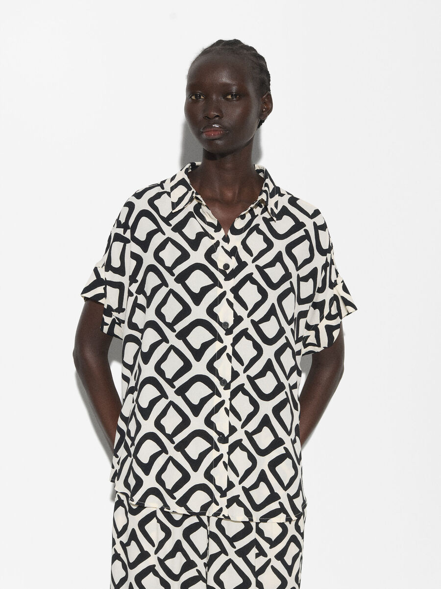Short sleeve printed shirt