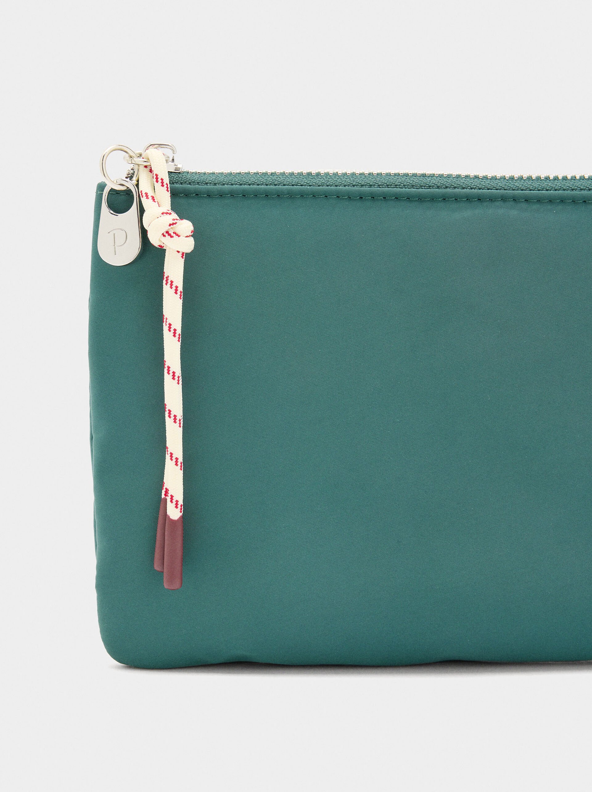 E-reader bag 8" image number 1.0