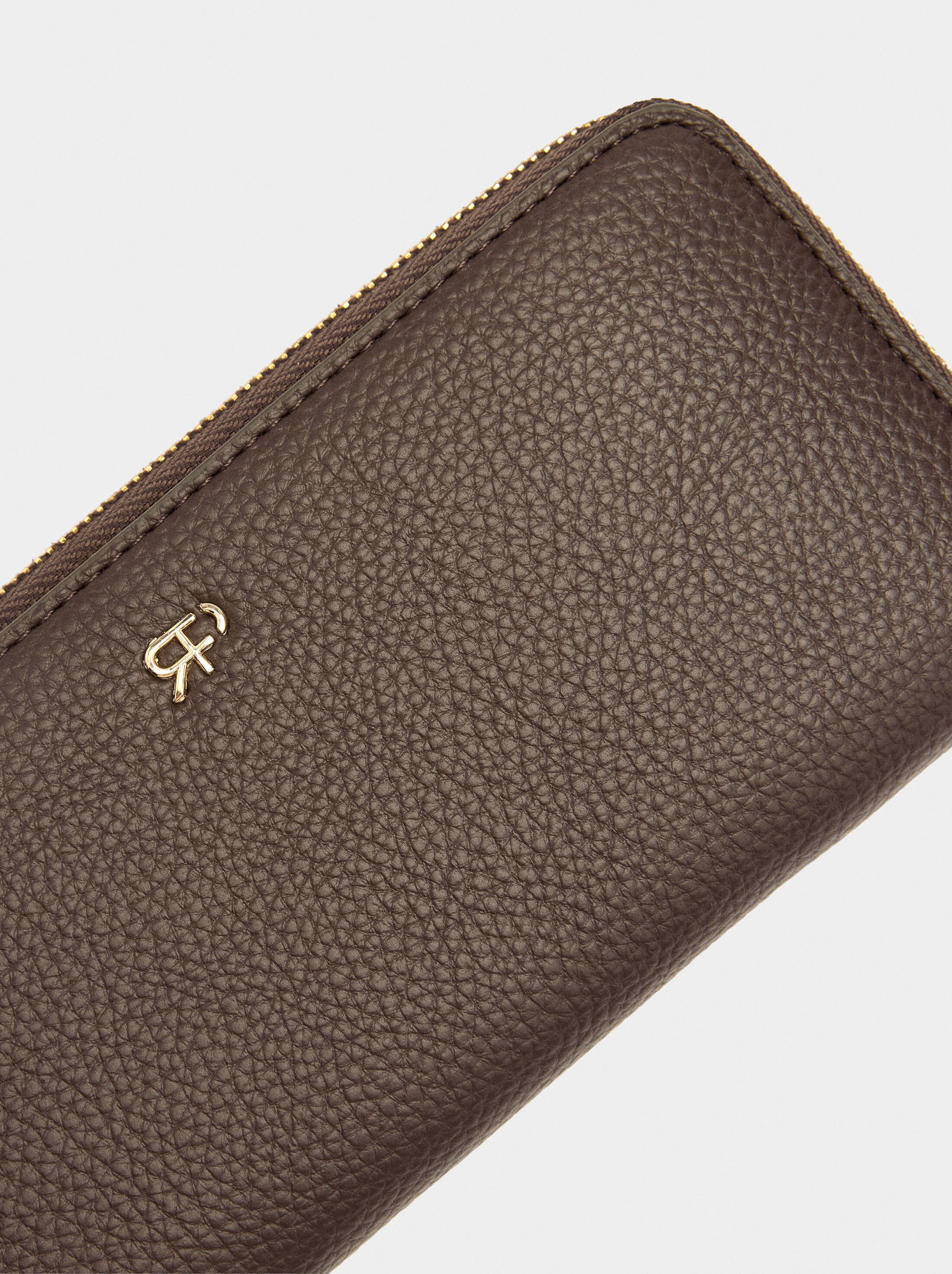 Textured wallet image number 1.0