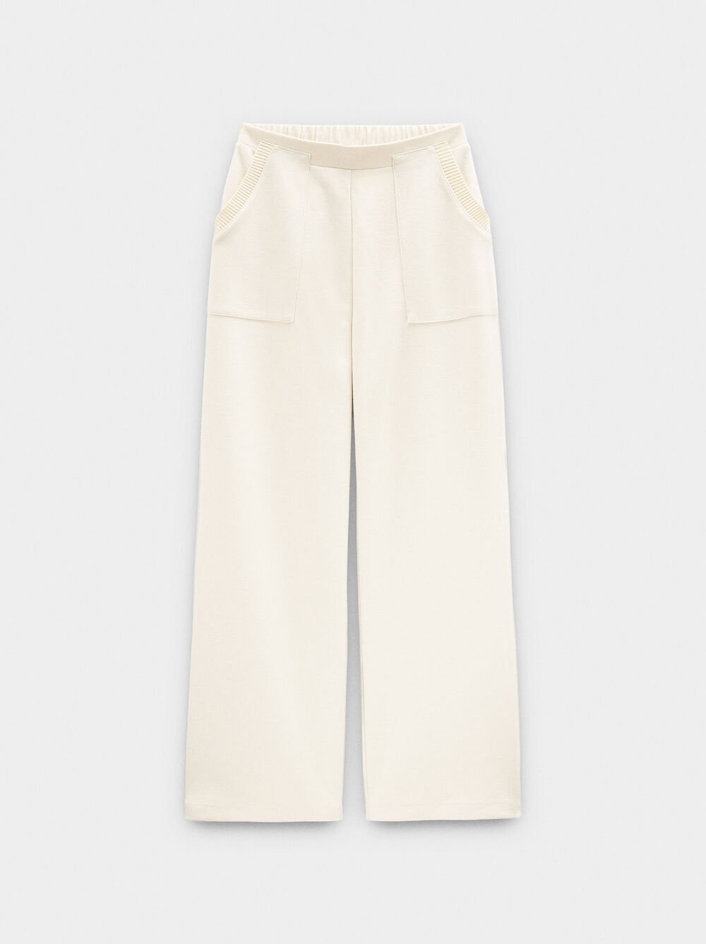 Pantalón con bolsillos y cintura elástica