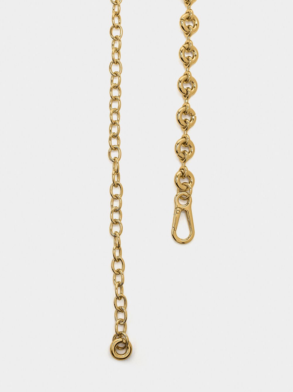 Metal belt with rings