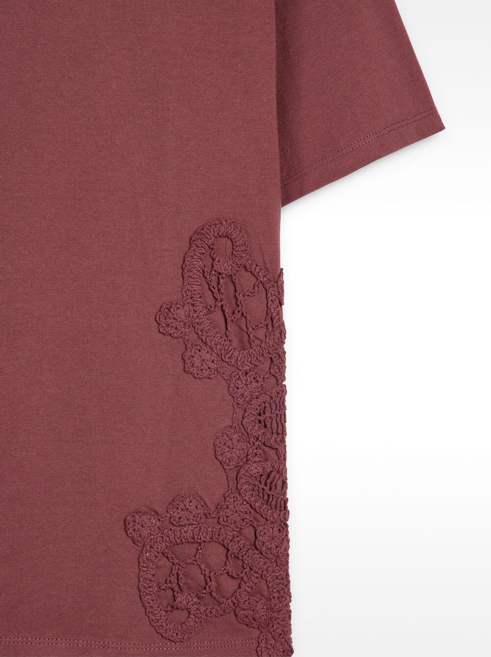 100% cotton embroidered T-shirt