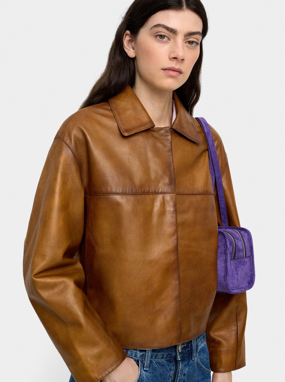 Chaqueta de piel con pespuntes