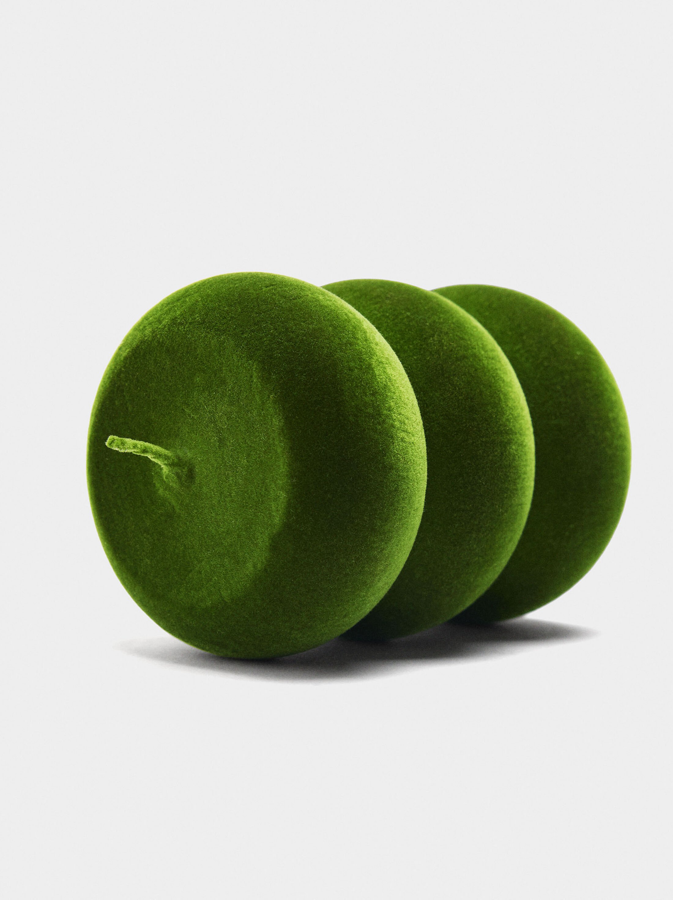 Decorative candle with velvety texture image number 1.0