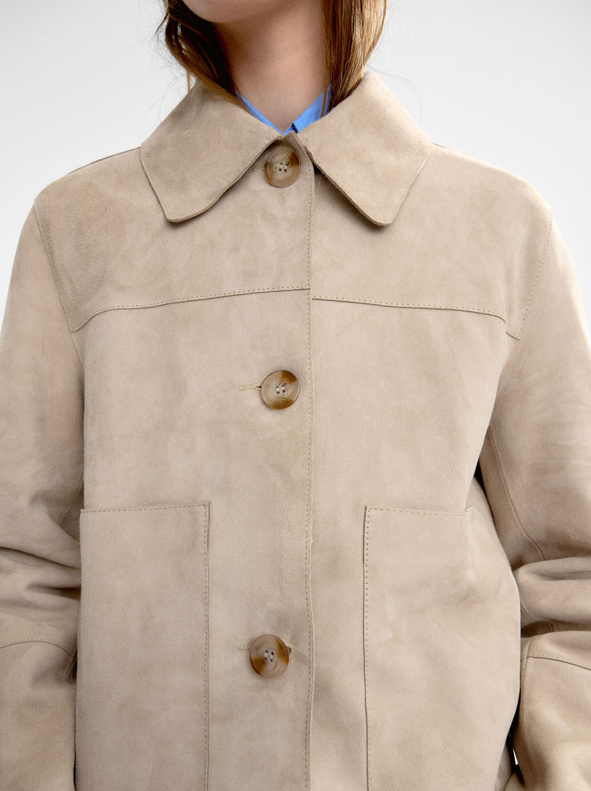 Chaqueta de piel con botones image number 2.0