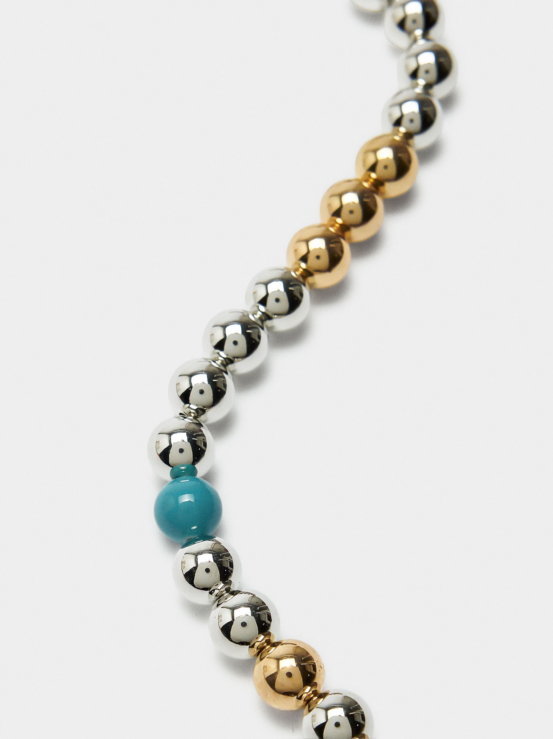 Short necklace with beads image number 1.0