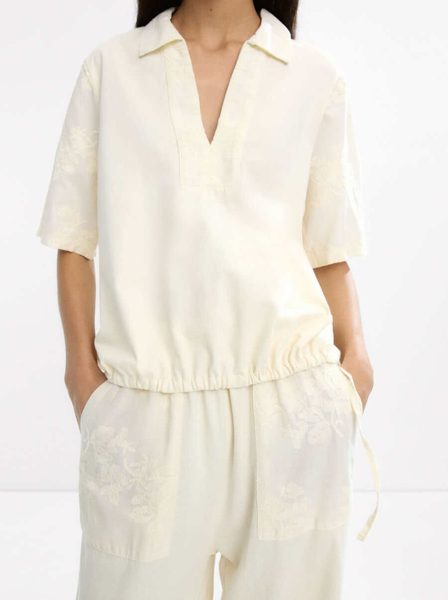 100% cotton t-shirt with embroidery