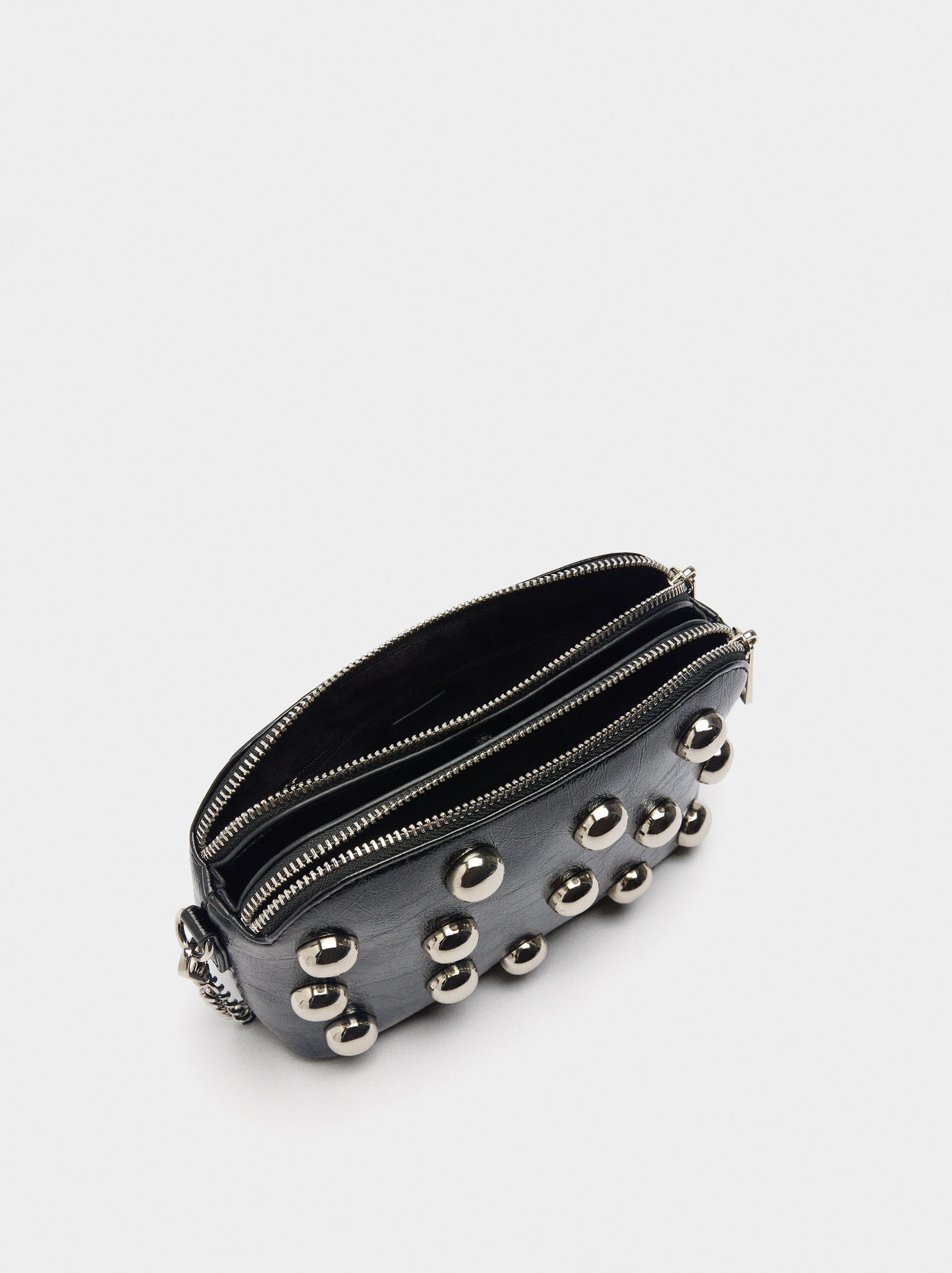 Bolso bandolera con esferas metálicas image number 3.0