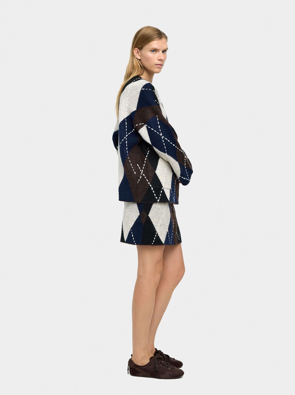 Jupe en maille avec losanges et broderie