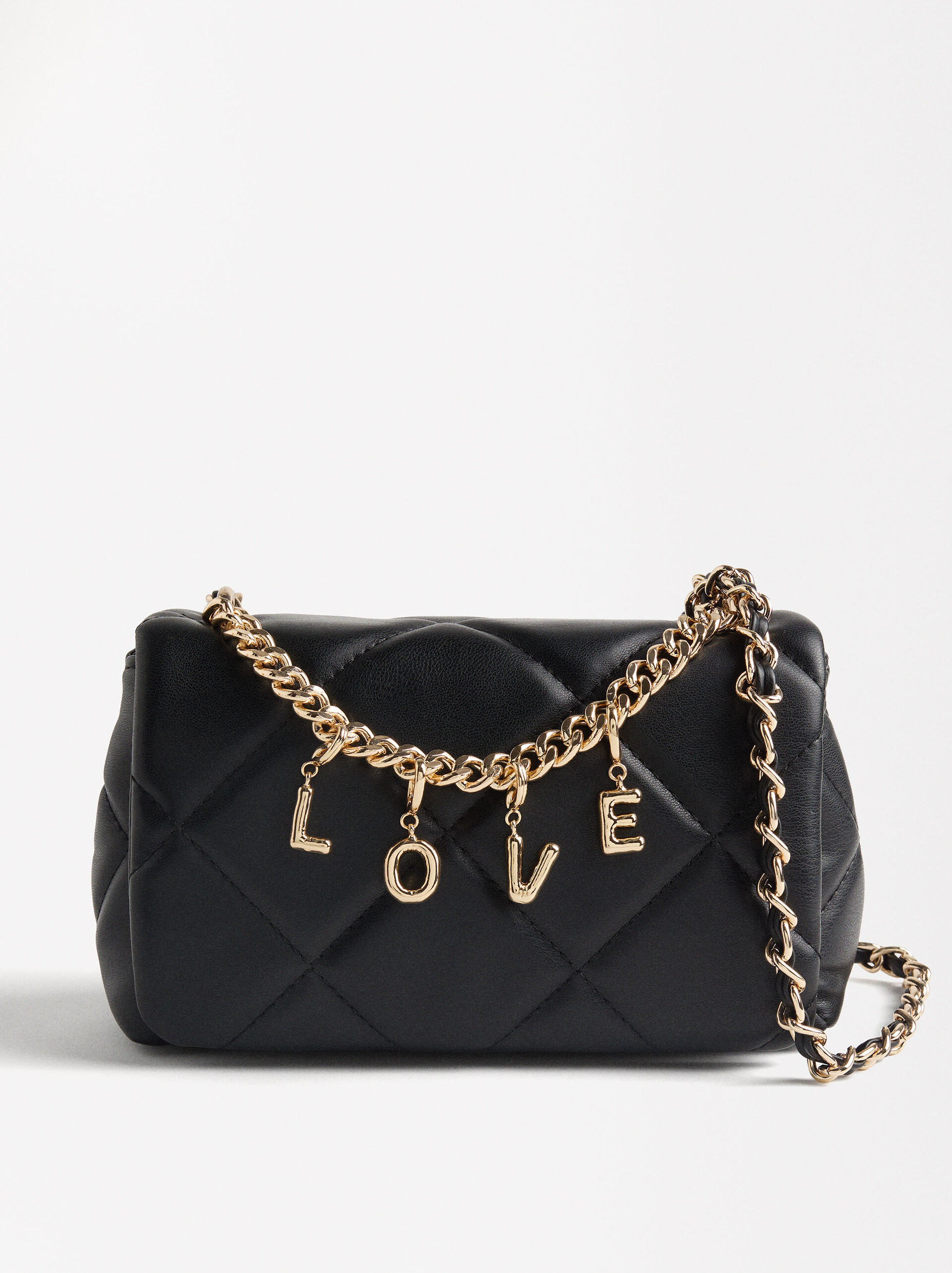 Charm with letter A image number 2.0