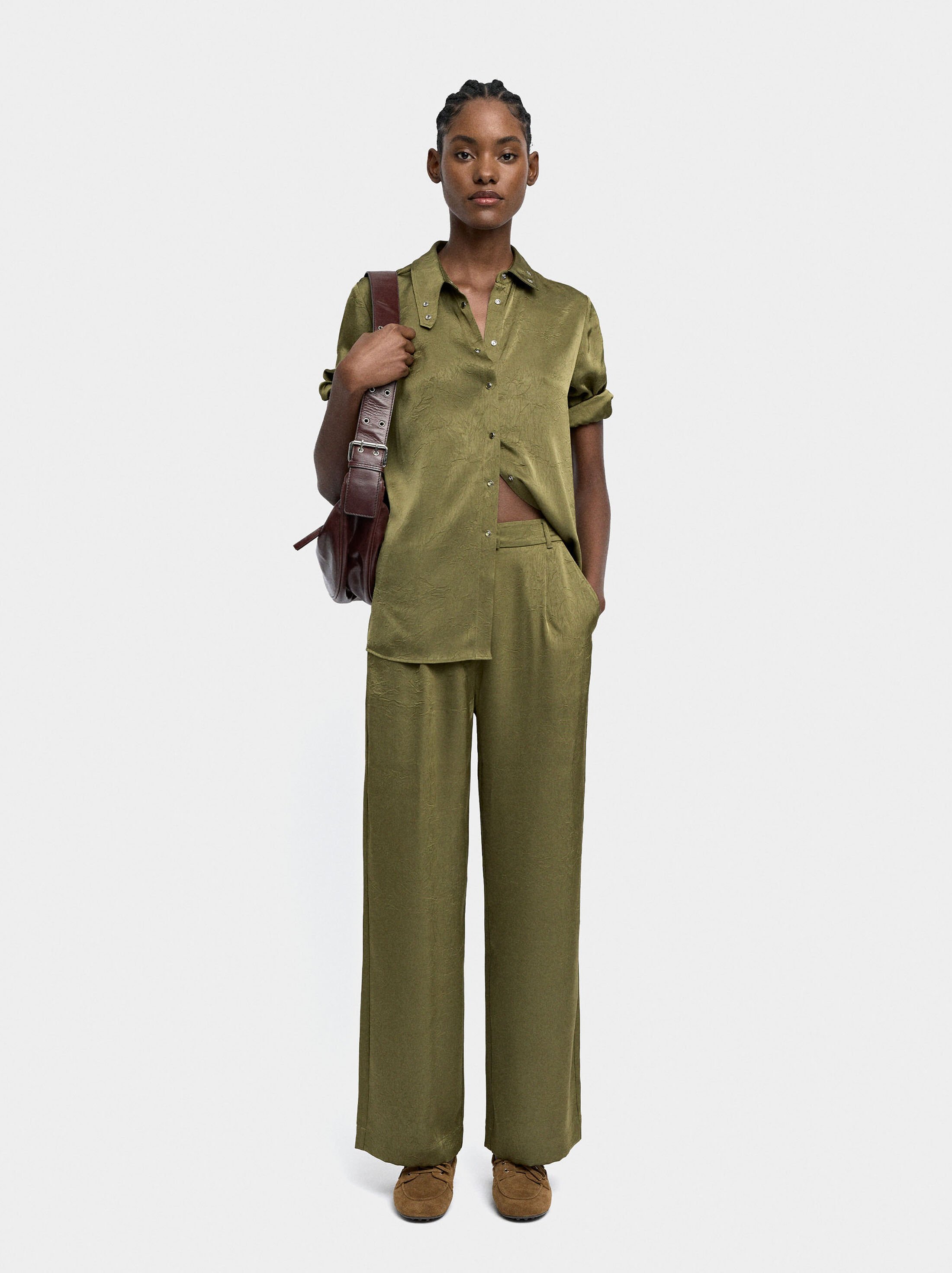 Straight trousers with crinkled effect image number 0.0