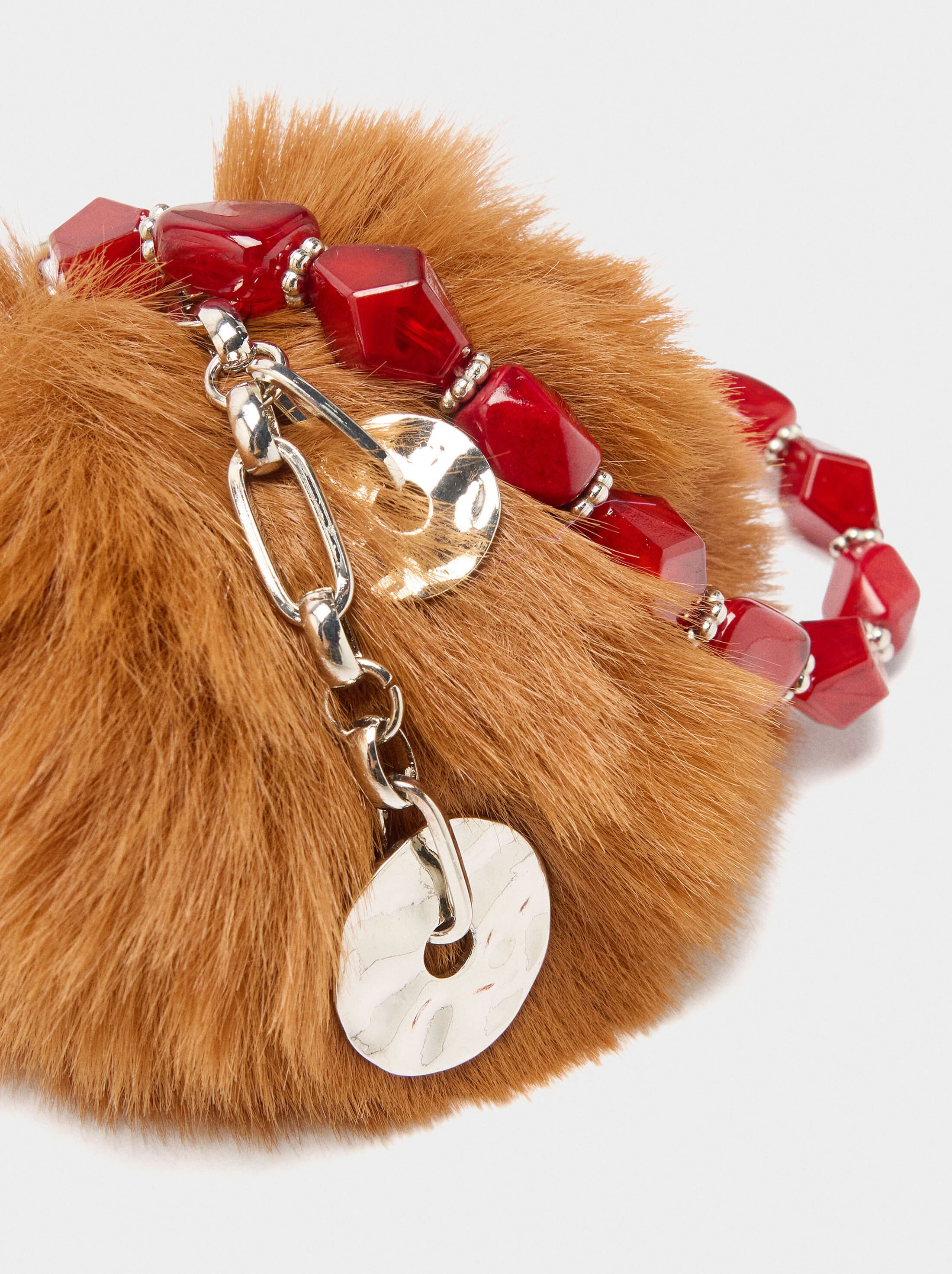 Keychain charm pompom with faceted beads image number 1.0