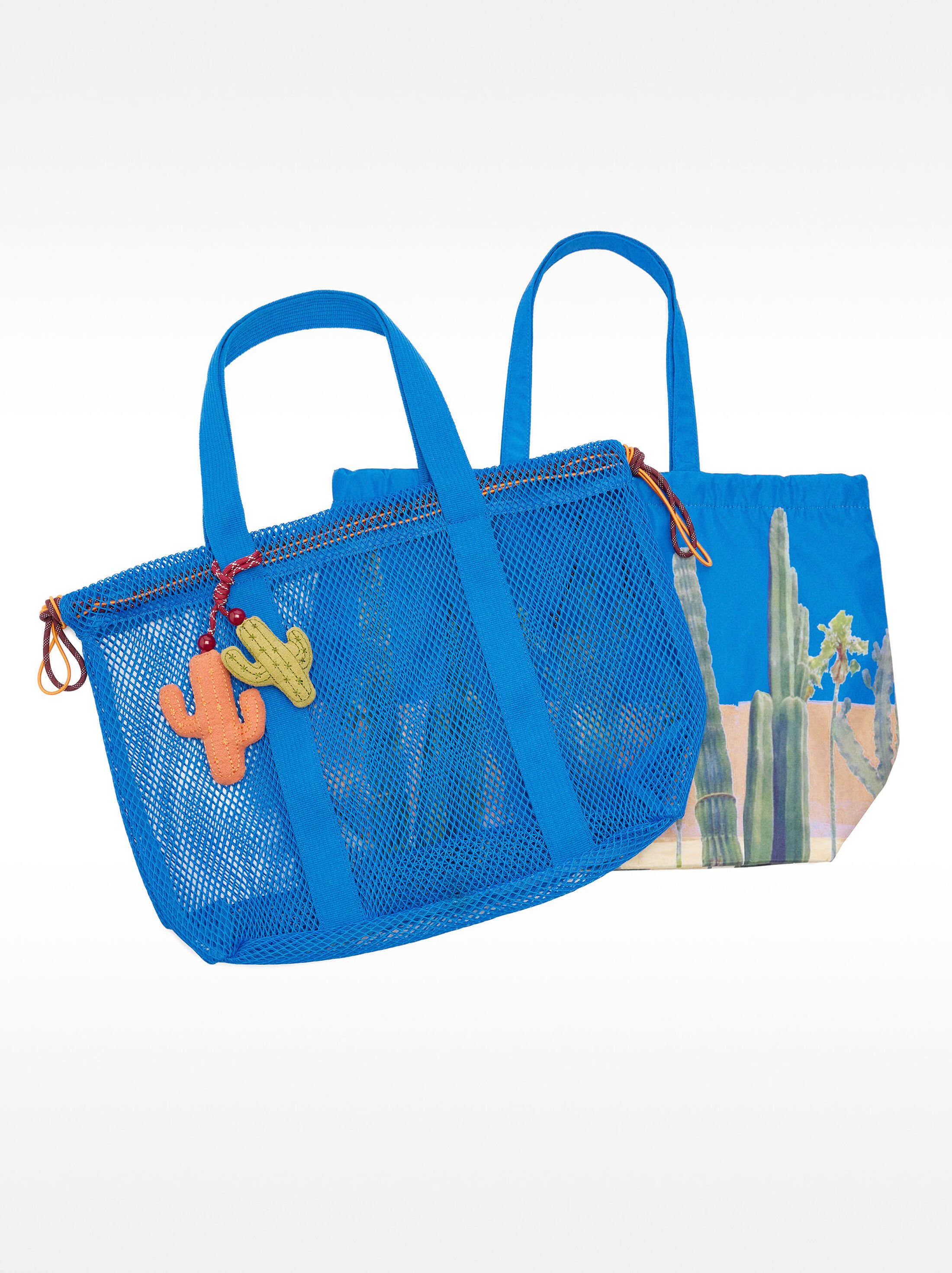 Mesh bag with removable bag image number 3.0