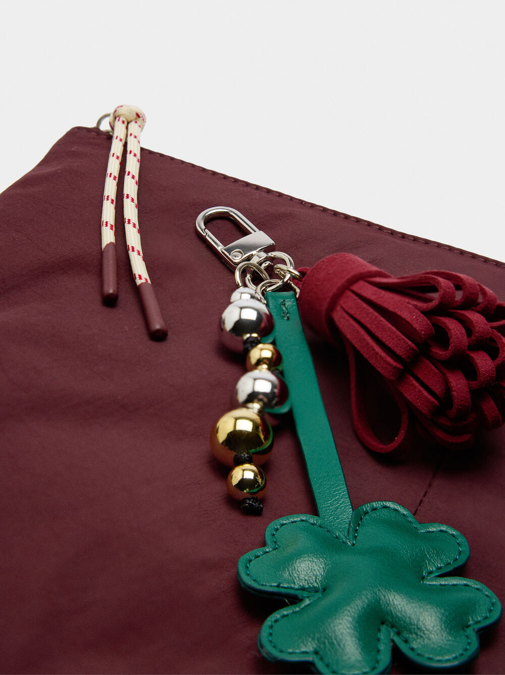 Nylon cover for tablet with charm 13"