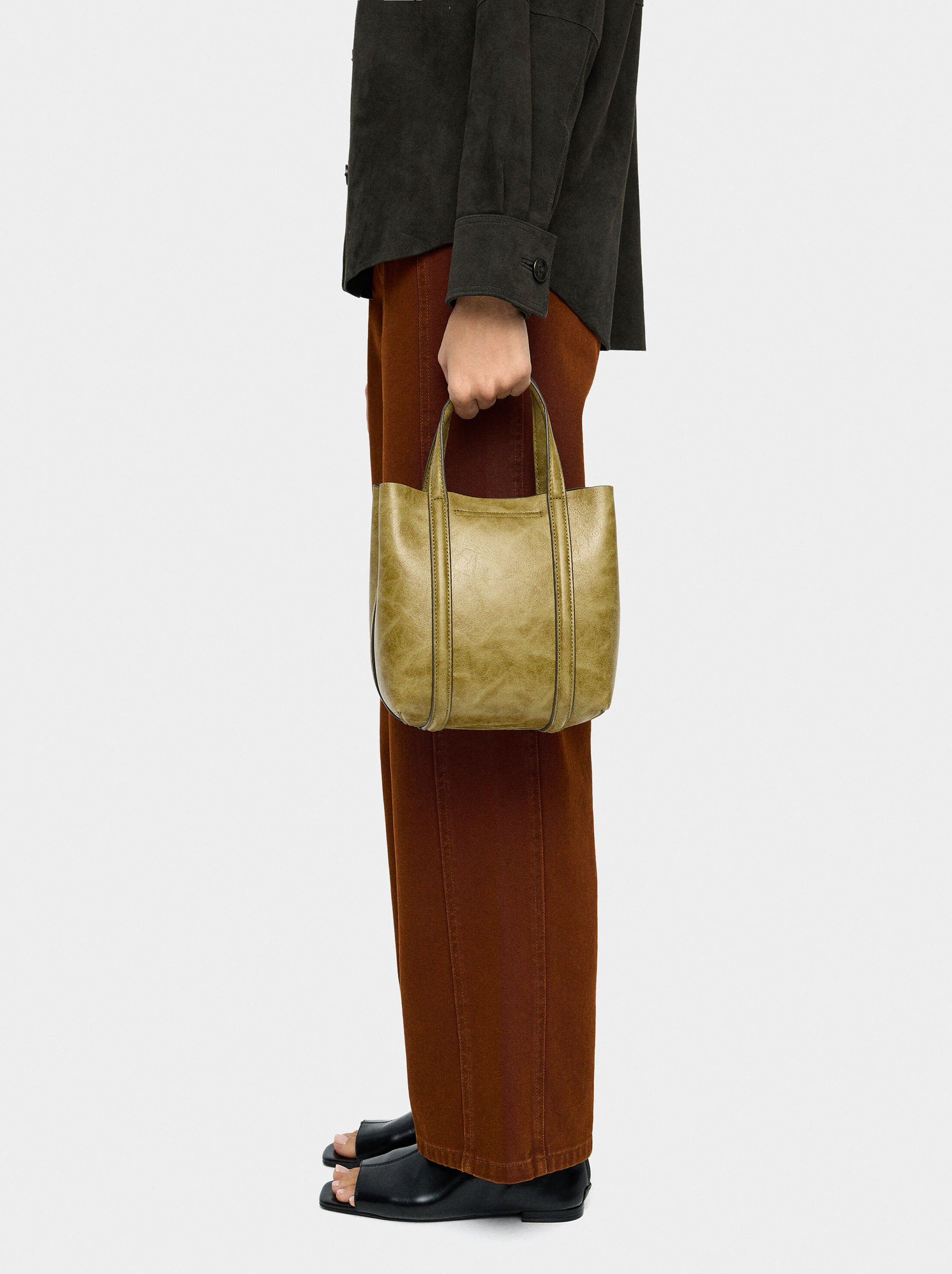 Bossa tote amb bandolera S image number 1.0