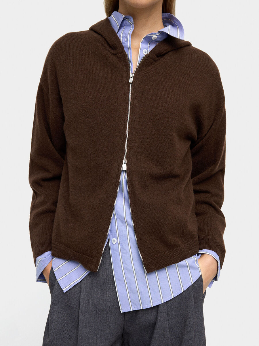 Cardigan with 100% cashmere