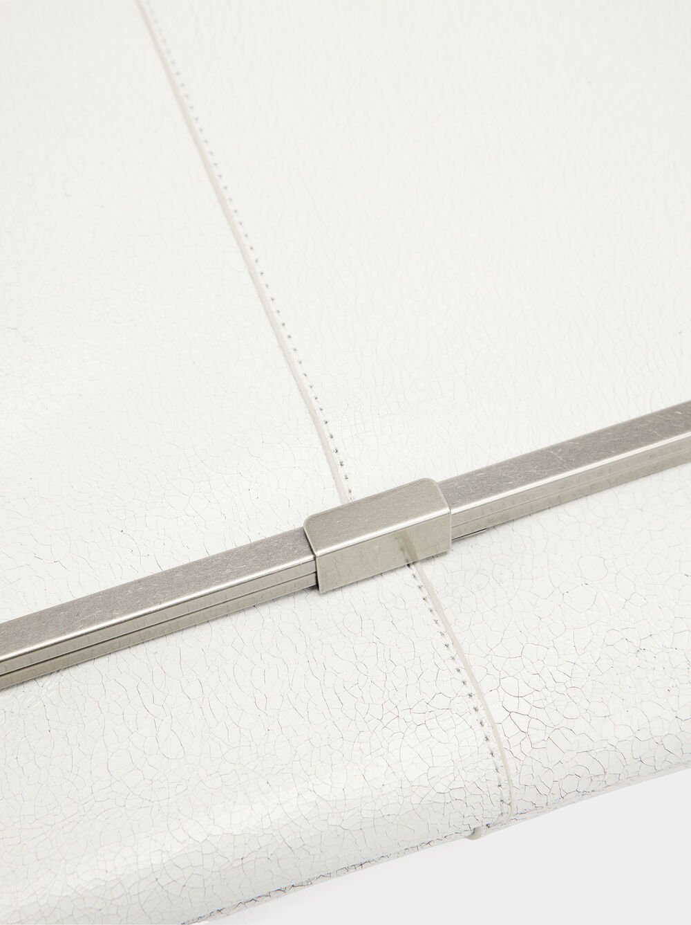 Shoulder bag with cracked leather