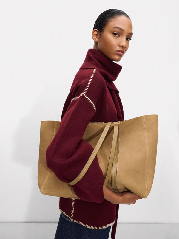 Leather shopper bag with removable pouch