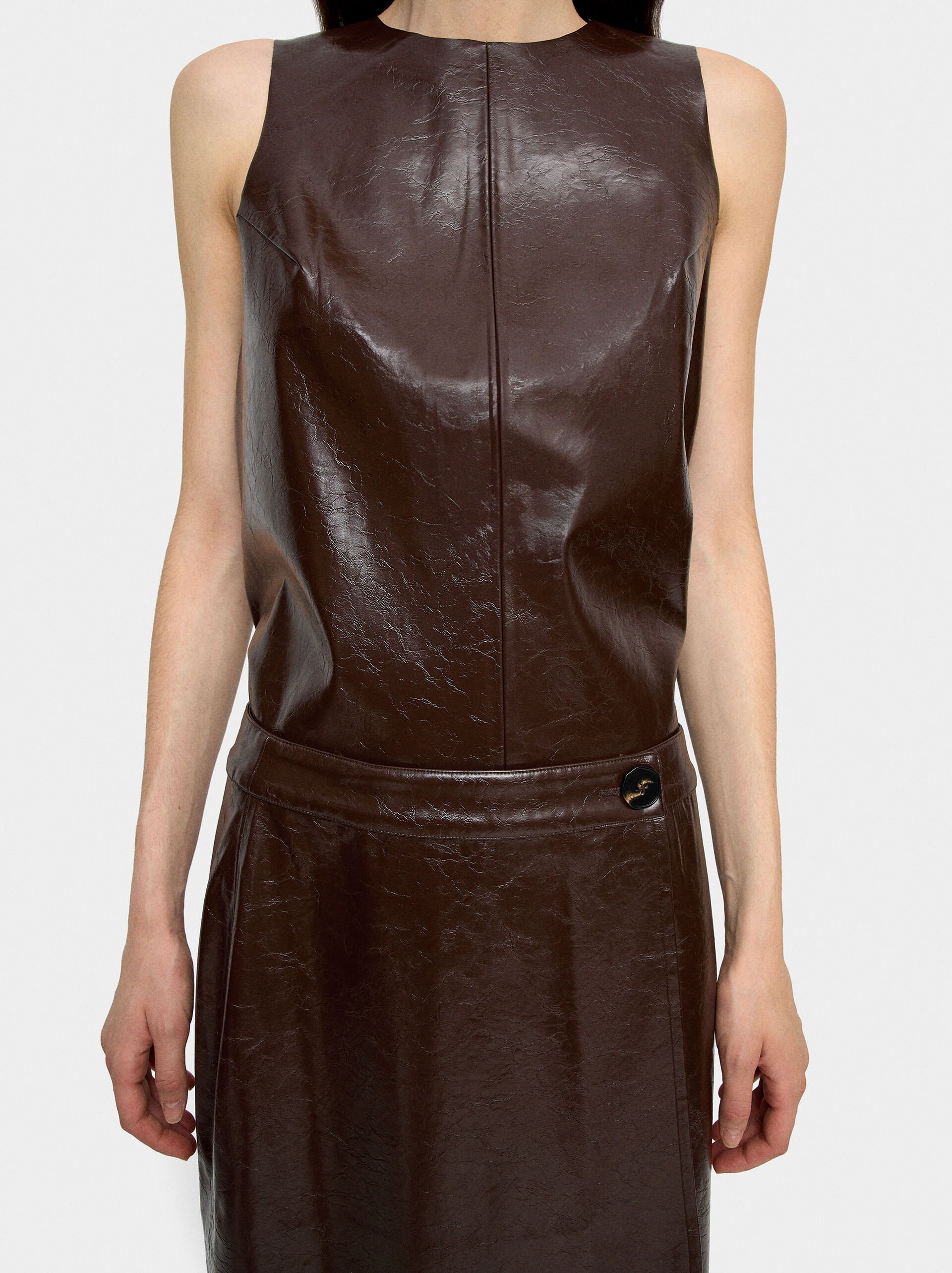Top with leather effect image number 4.0