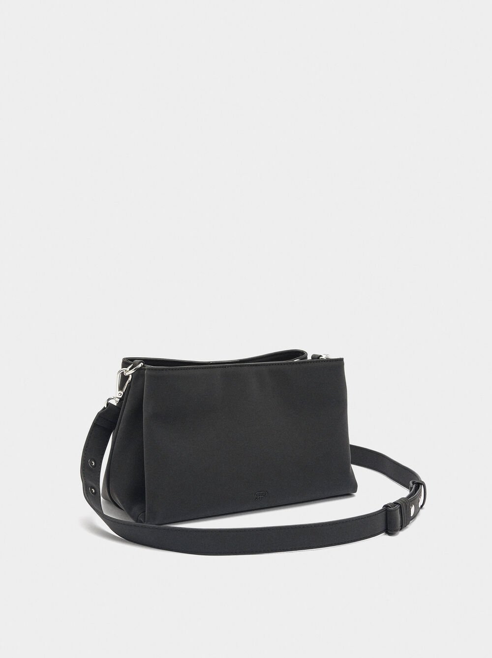 Shoulder bag with soft texture