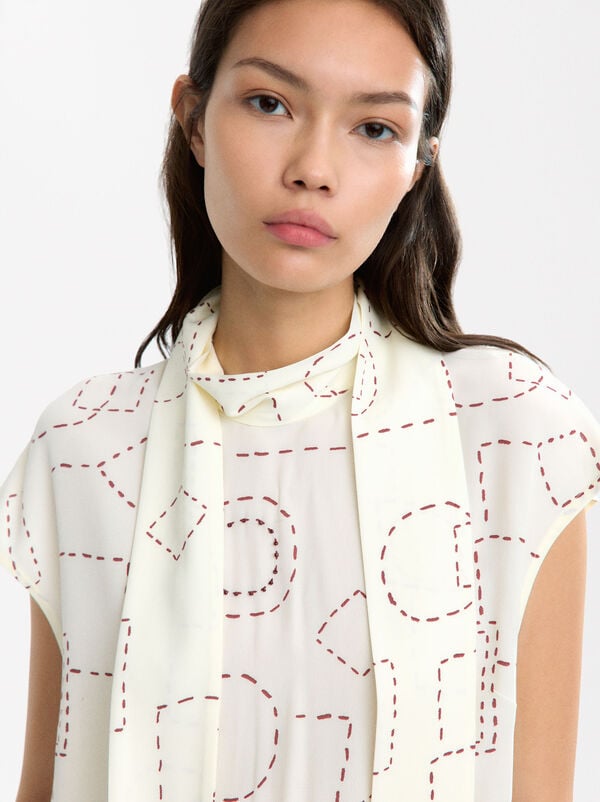 Scarf print top