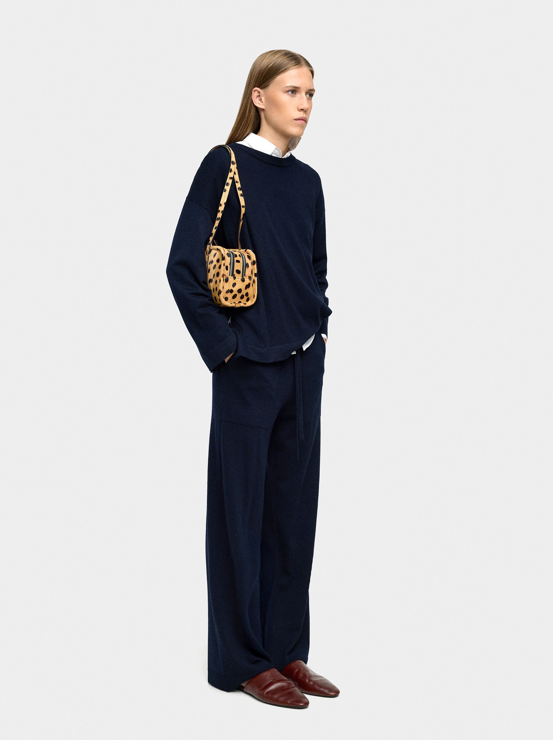 Knit trousers image number 0.0