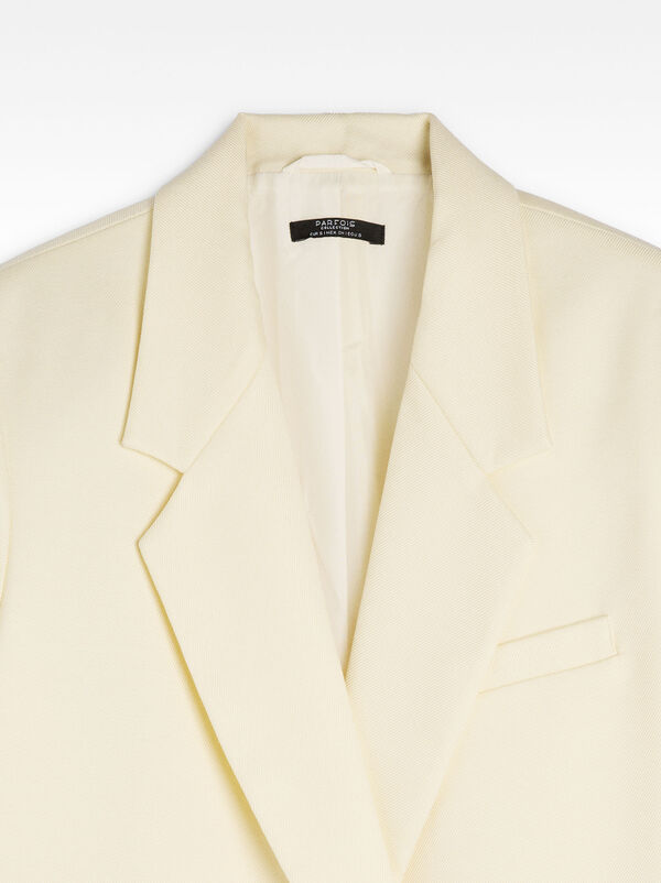 Long blazer with shoulder pads
