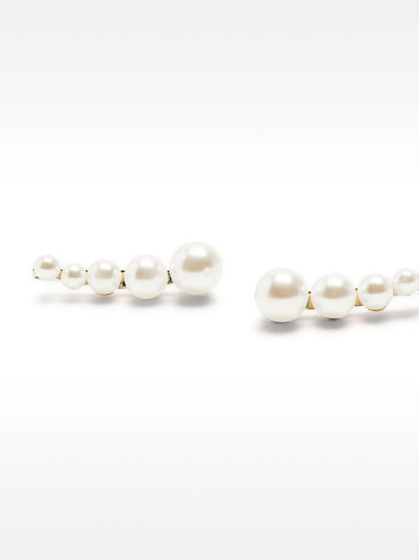 Orecchini con perle sfumate