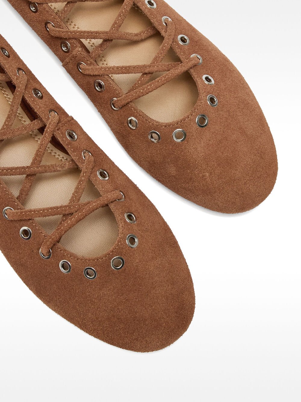Ballerines en cuir avec lanières croisées