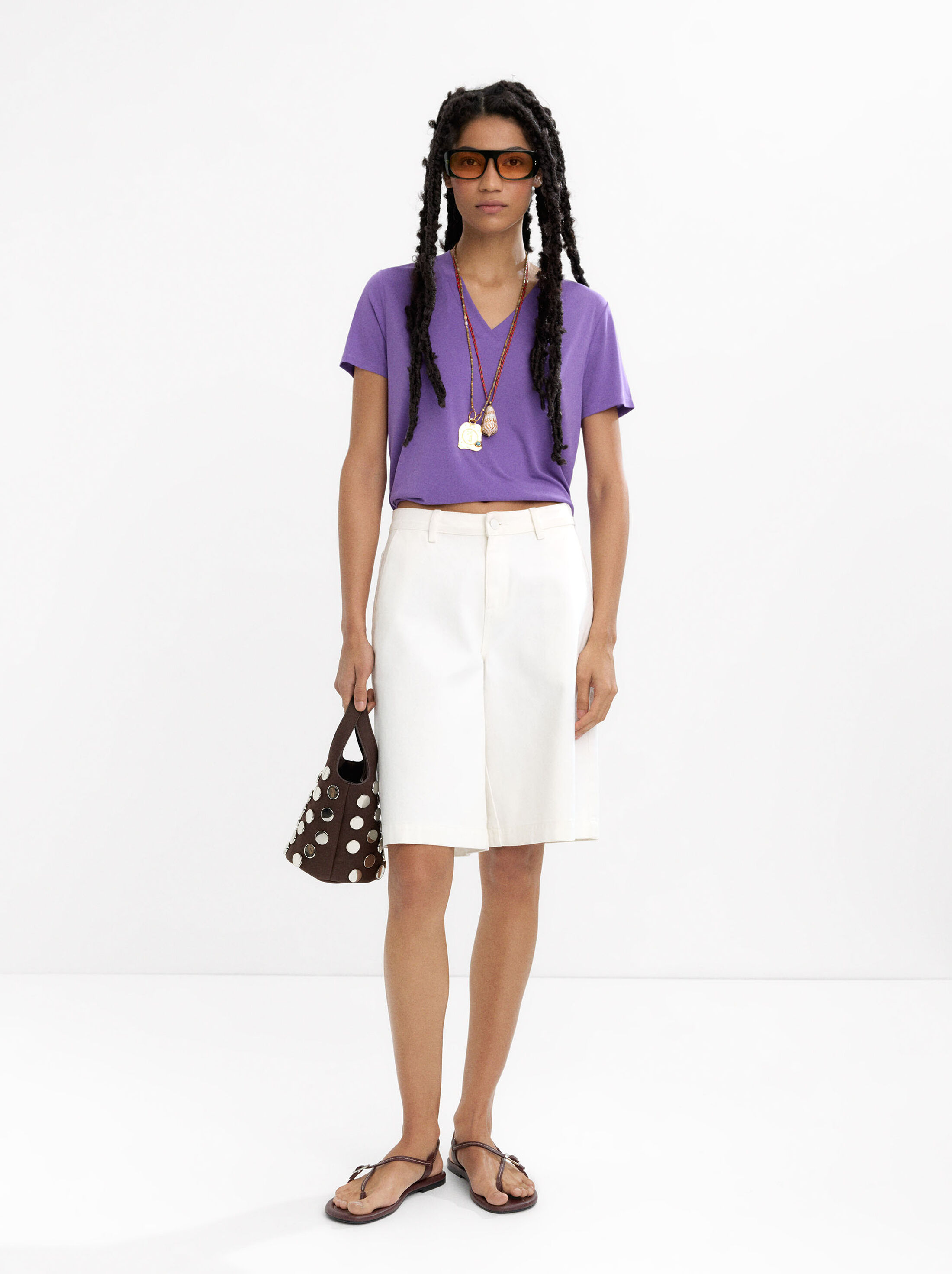 V-neck basic T-shirt image number 0.0