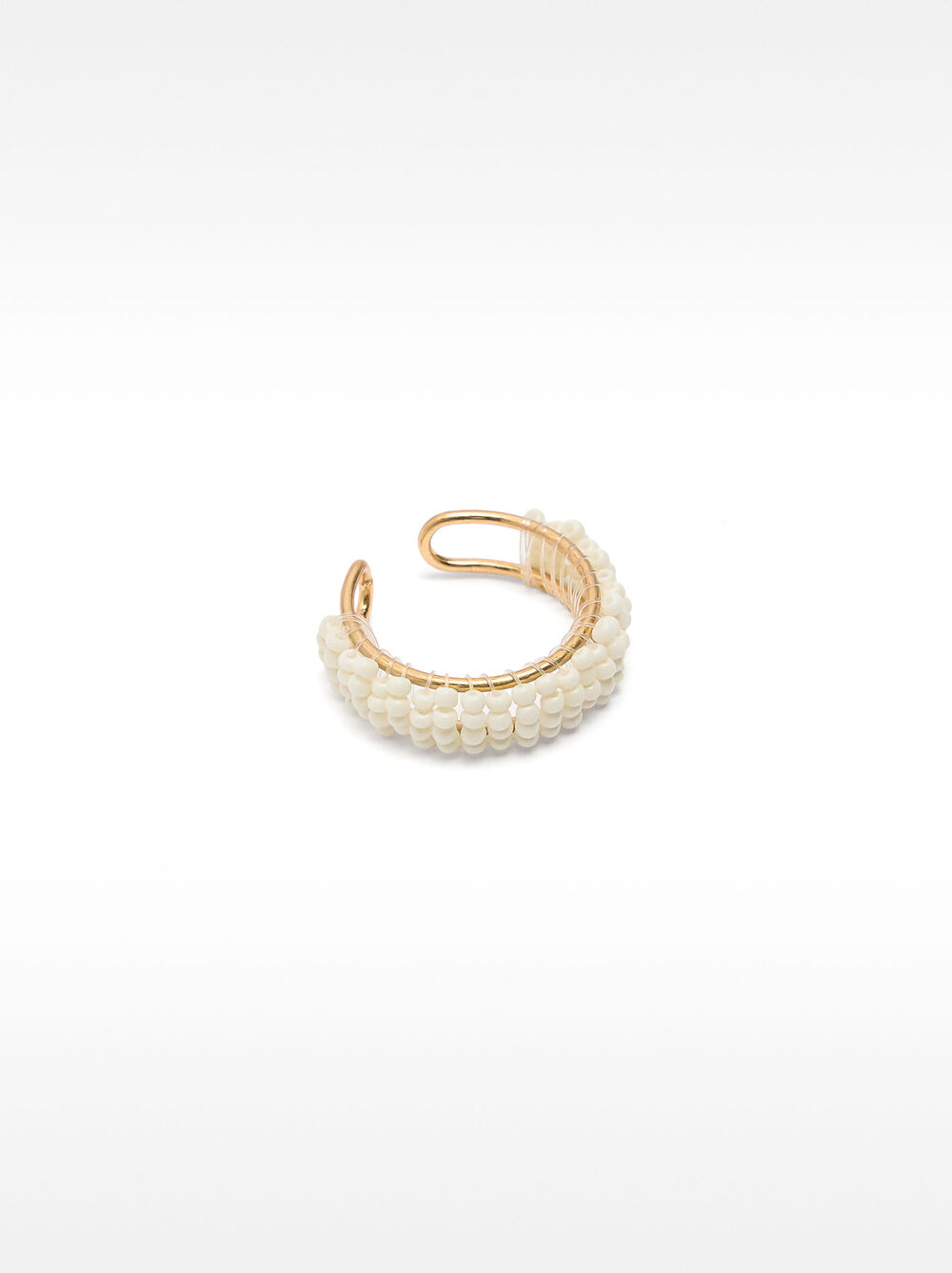 Anillo con cuentas
